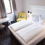 Hotel Parkhotel Schillerhain 4*