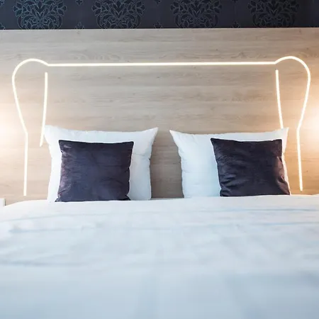 Parkhotel Schillerhain Ξενοδοχείο 4*