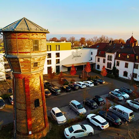 Hotell Parkhotel Schillerhain 4*