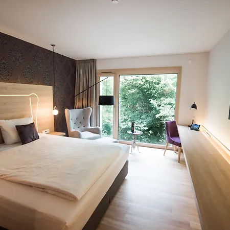 Szálloda Parkhotel Schillerhain