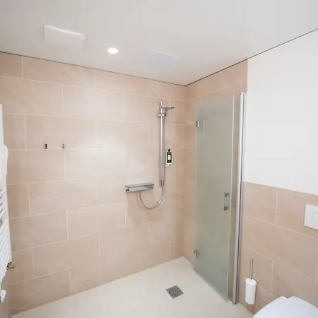 Parkhotel Schillerhain 4*