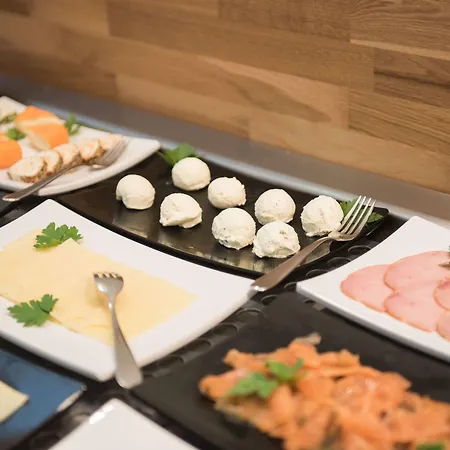 Parkhotel Schillerhain Hotel