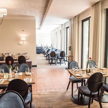 Parkhotel Schillerhain Ξενοδοχείο 4*