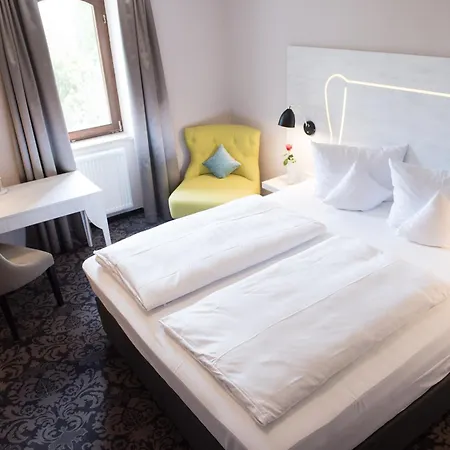 Hotel Parkhotel Schillerhain 4*