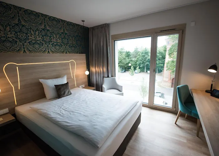 호텔 Parkhotel Schillerhain 켜휘하임볼란덴