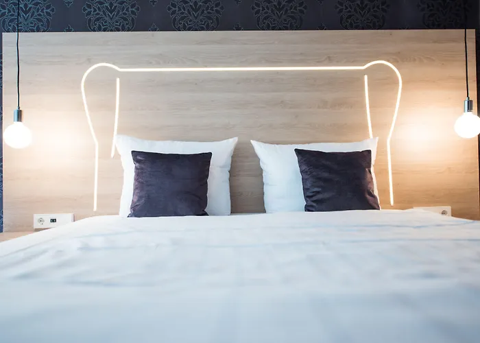 Parkhotel Schillerhain 4* 켜휘하임볼란덴