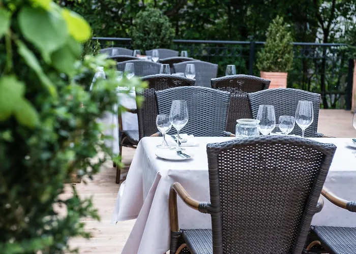 Parkhotel Schillerhain 켜휘하임볼란덴