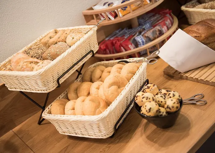 Parkhotel Schillerhain 켜휘하임볼란덴