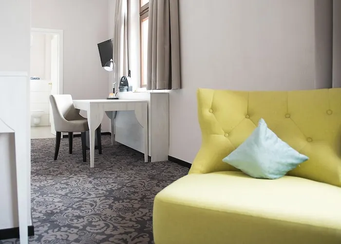 호텔 Parkhotel Schillerhain 켜휘하임볼란덴